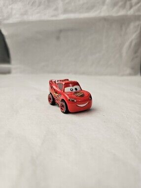 Disney Pixar Cars Mini Racers Lightning McQueen